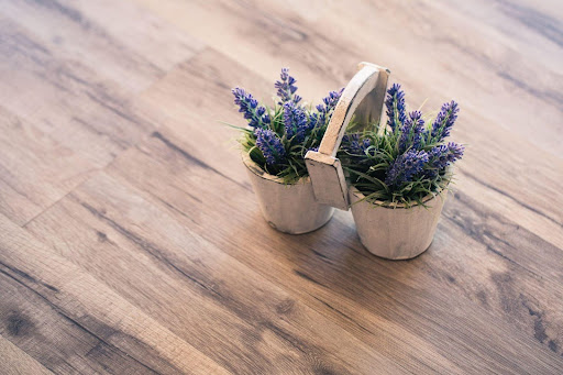 vinyl flooring pitcure with flower